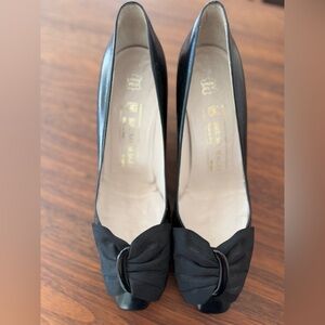 Vintage Bruno Magli Leather Pumps with Bows